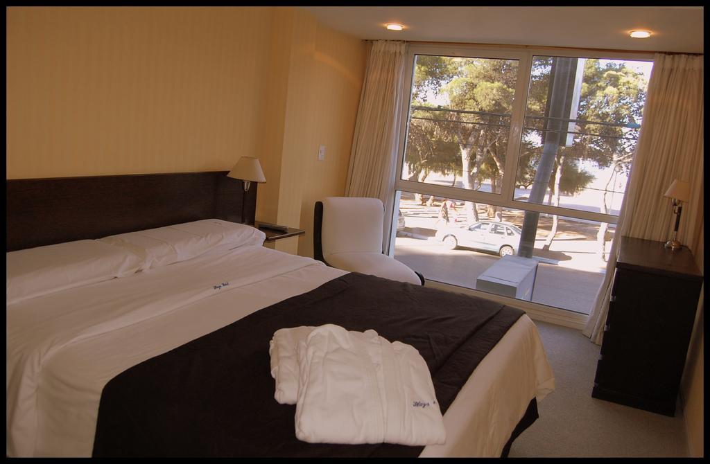 Playa Hotel Puerto Madryn Exterior photo